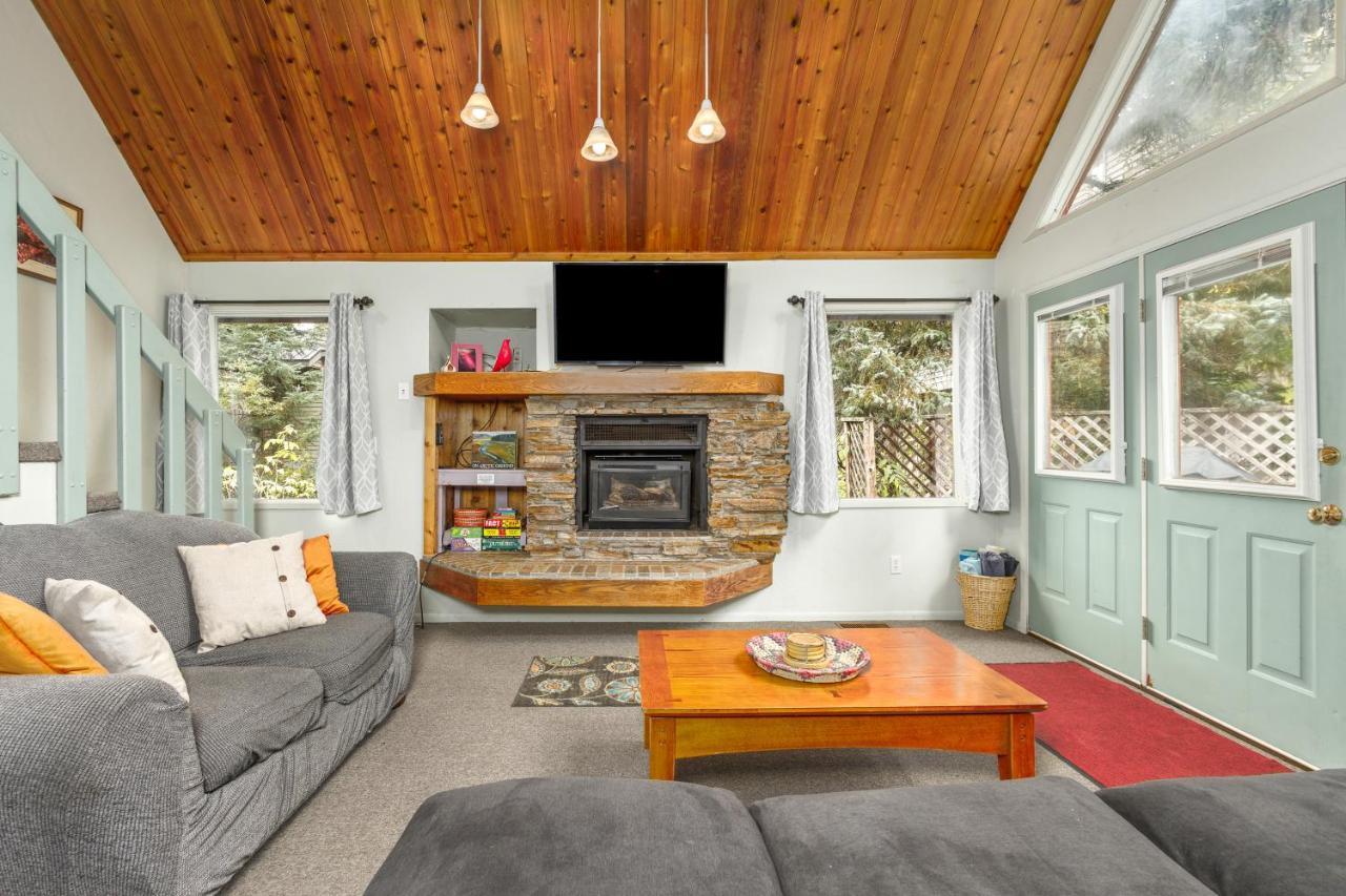 Snowbird Chalet #8 เกิร์ดวูด ภายนอก รูปภาพ