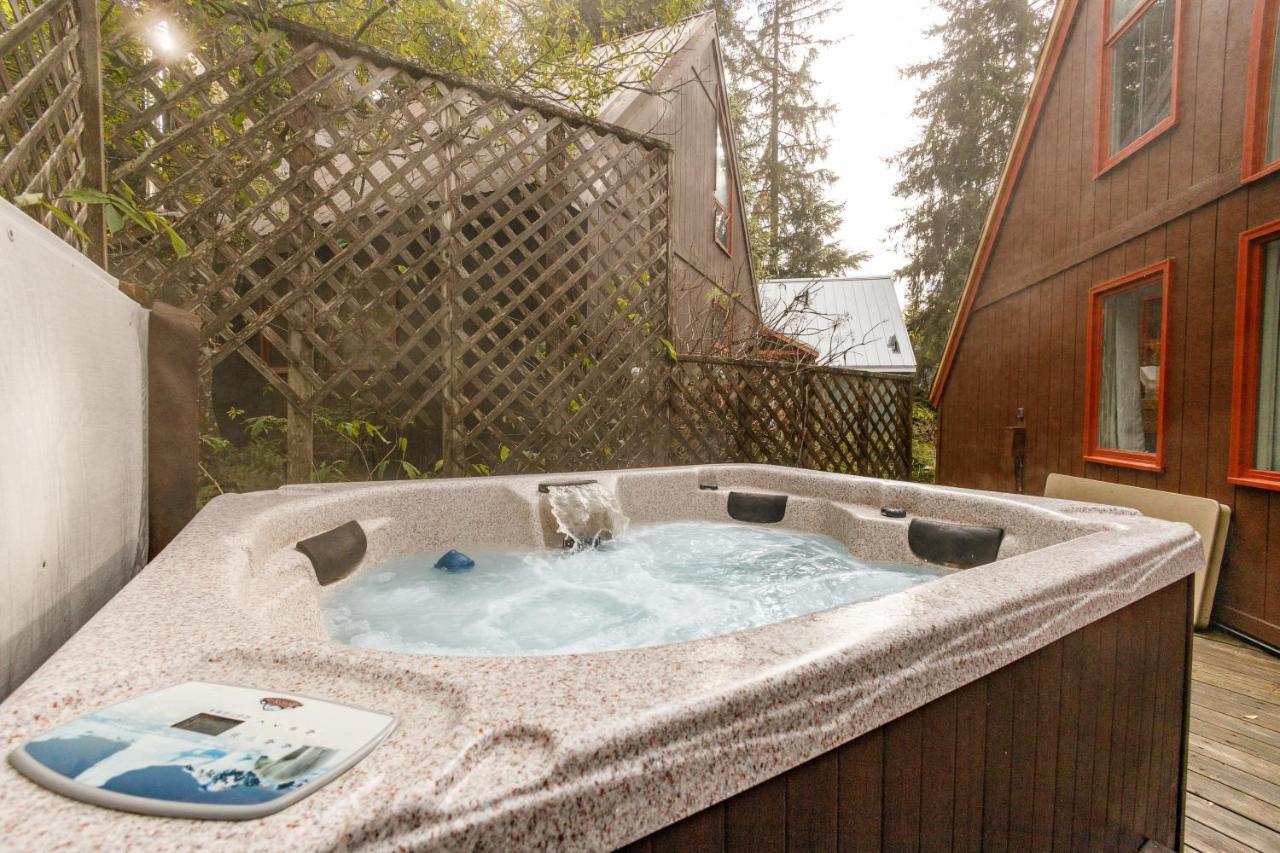 Snowbird Chalet #8 เกิร์ดวูด ภายนอก รูปภาพ